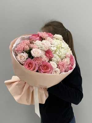 Сборный букет «Зачарованный сад»