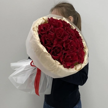 Букет с красными французскими розами Эксплорер (9шт)